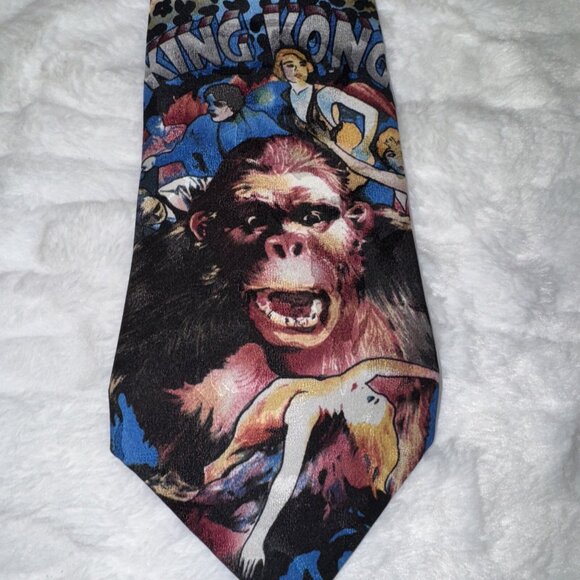 King Kong Tie By American Film Classics 100% Silk Graphics Animal Print Classic - Picture 2 of 7